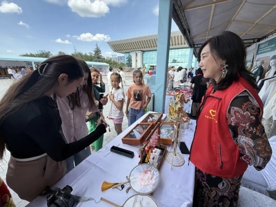 丝路新韵 西安非遗文化闪耀阿拉木图，中-亚人文旅游专列启程